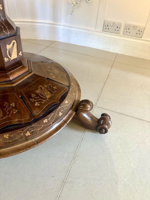 ANTIQUE EXHIBITION QUALITY IRISH KILLARNEY MARQUETRY INLAID YEW WOOD CENTRE TABLE LARGE ROUND ENTRY HALL TABLE ATTRIBUTED TO THE EGAN WORKSHOP - ADDITIONAL PHOTO 12