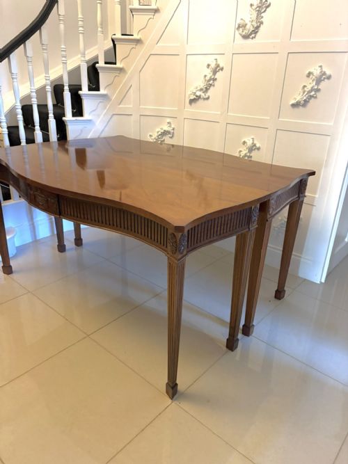 ANTIQUE MAHOGANY PAIR OF SERPENTINE SERVING CONSOLE TABLES WITH NEOCLASSICAL CARVING - ADDITIONAL PHOTO 4