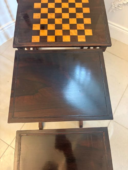 ANTIQUE REGENCY ROSEWOOD QUARTETTO NEST OF FOUR TABLES WITH INTEGRATED CHESS TABLE - ADDITIONAL PHOTO 4