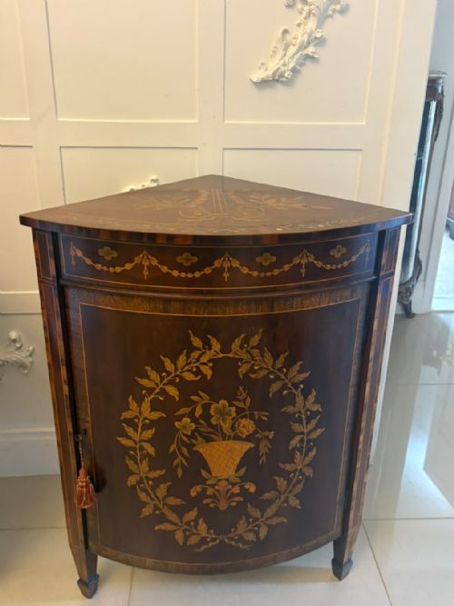 ANTIQUE PAIR OF ENGLISH VICTORIAN MARQUETRY INLAID MAHOGANY CORNER CABINETS - ADDITIONAL PHOTO 6