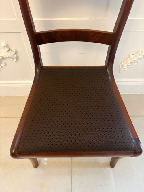 ANTIQUE REGENCY SET OF FOUR MAHOGANY BAR BACK DINING CHAIRS WITH SABRE LEGS - ADDITIONAL PHOTO 2