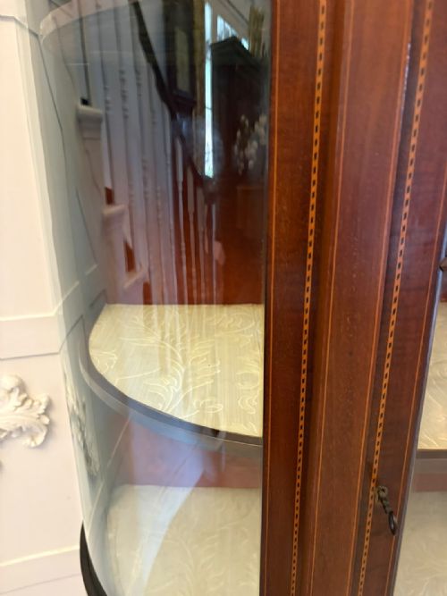 ANTIQUE EDWARDIAN MAHOGANY INLAID BOWENDED DISPLAY CABINET - ADDITIONAL PHOTO 6