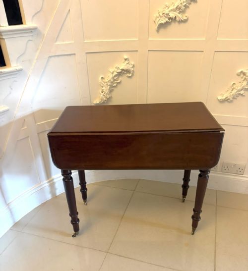 ANTIQUE VICTORIAN MAHOGANY PEMBROKE DROP LEAF DINING TABLE