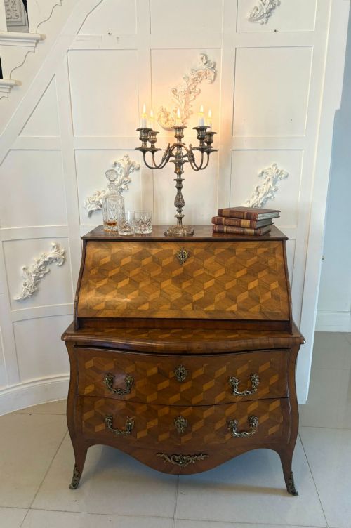 Outstanding Quality 18th Century French Walnut Inlaid Parquetry Bombe Shaped Bureau
