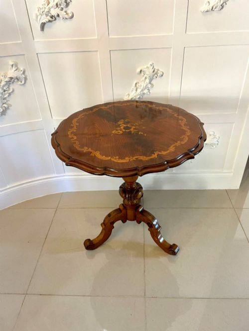 Outstanding Quality Large Antique Victorian Walnut Marquetry Inlaid Lamp Table