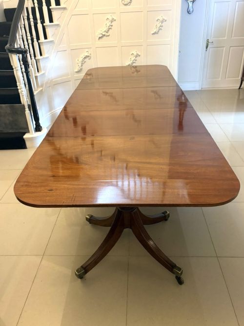 Antique Georgian Figured Mahogany 3 Pillar Extending Dining Table Circa 1800 12 Seater