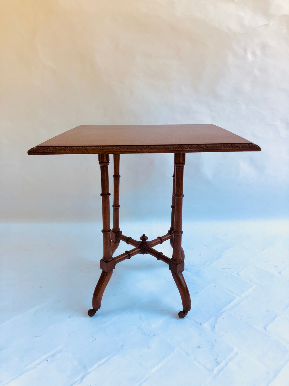 Quality Antique Mahogany Lamp/Side Table