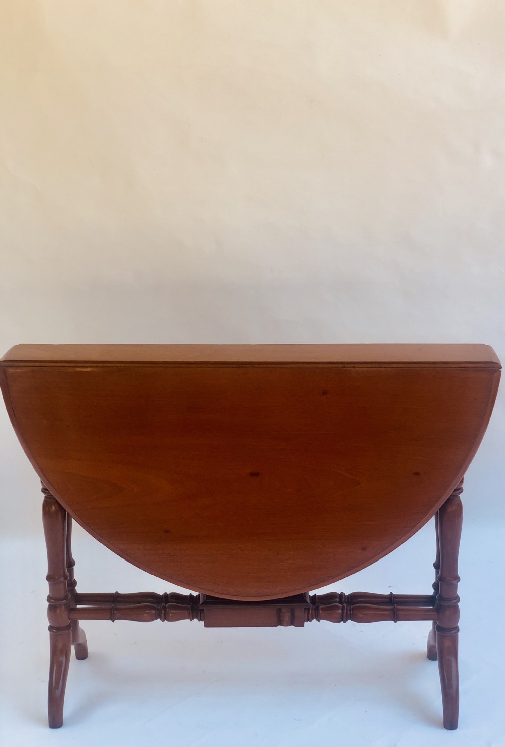 Quality Antique Mahogany Sutherland Table View VII