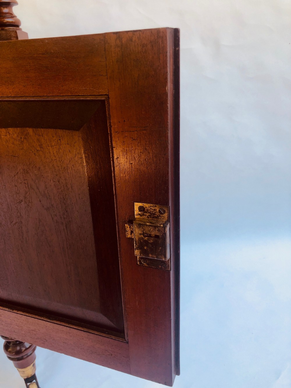 Quality Small Antique Mahogany Dumbwaiter View X