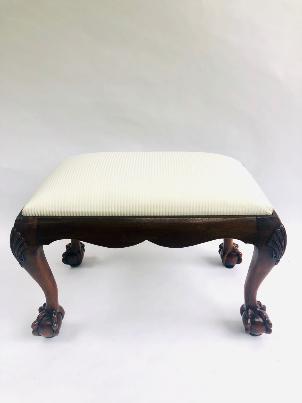 Mahogany Claw & Ball Stool 