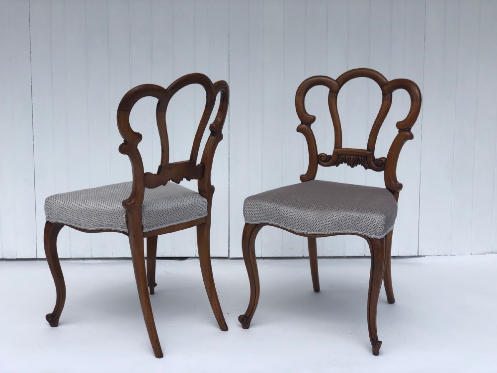 Pair of Fine Quality Victorian Walnut Side Chairs