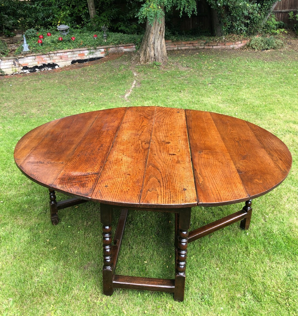 Outstanding Large Antique 17th Century Oak Gate Leg Dining Table