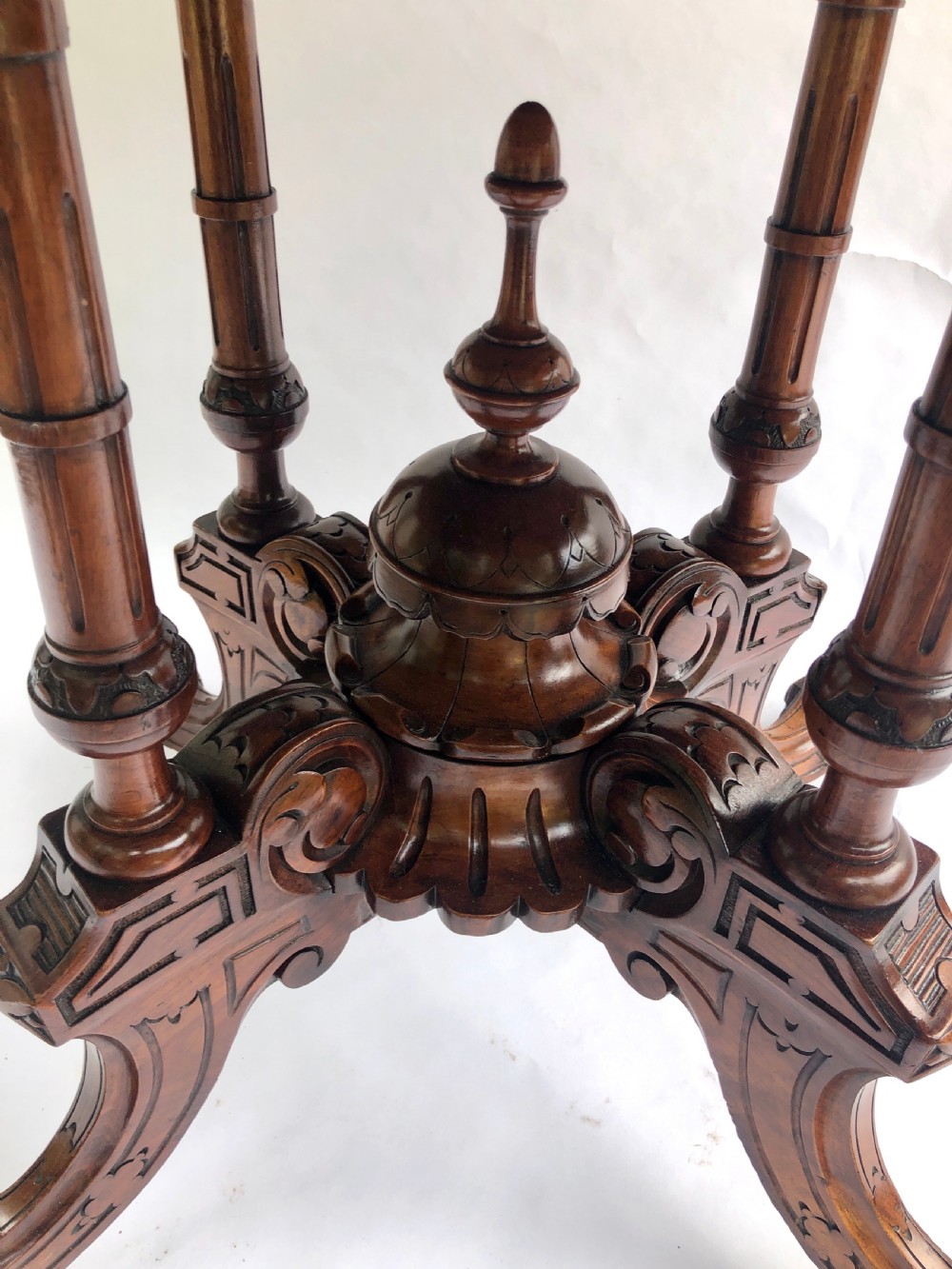 Fine Quality Antique Burr Walnut Oval Centre Table View X