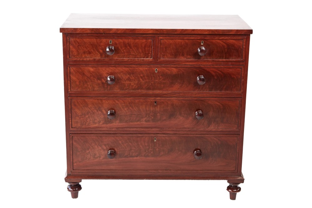 Quality Victorian Mahogany Chest of Drawers