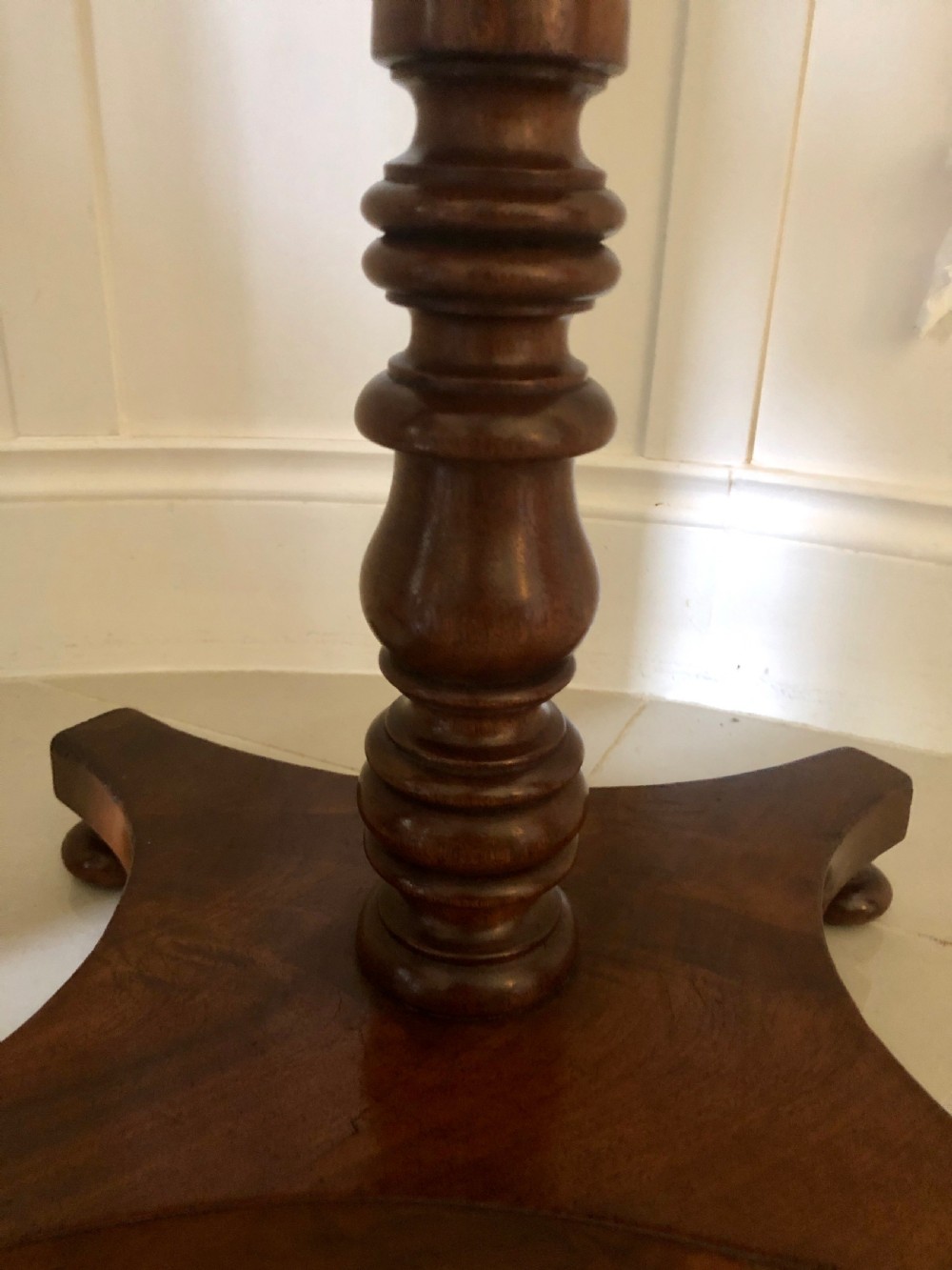 Unusual William IV Satinwood Lamp Table View V