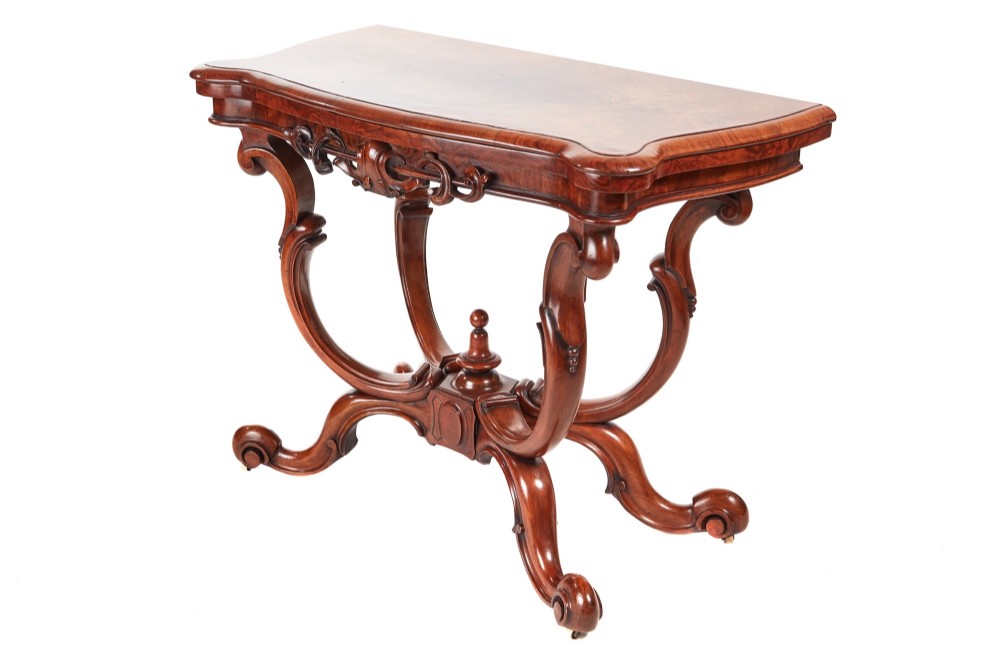Unusual Victorian Burr Walnut Basket Base Card Table c.1860