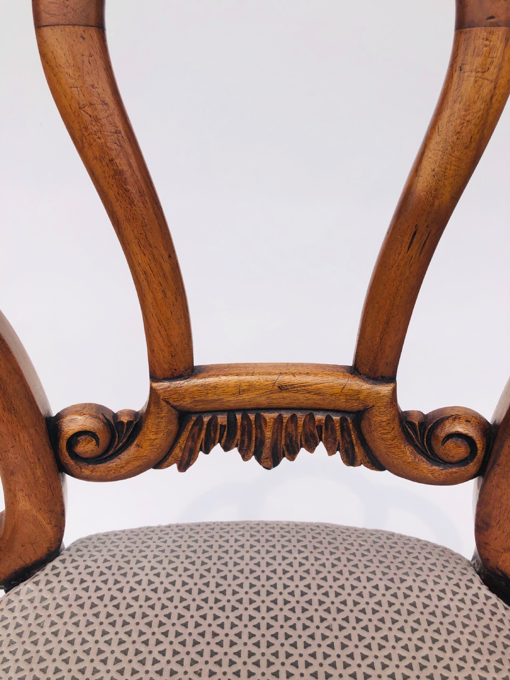Fine Quality Set of 4 Victorian Walnut Dining Chairs View III