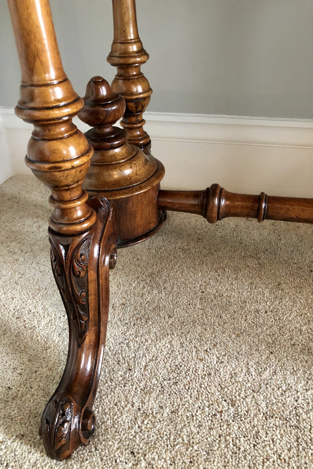Antique 19th Century Victorian Oval Walnut Centre Table View VII