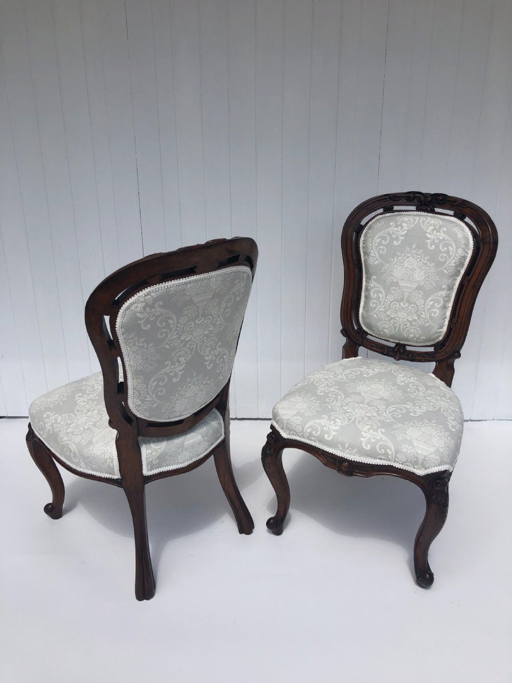 Pair of Quality Victorian Walnut Carved Side Chairs