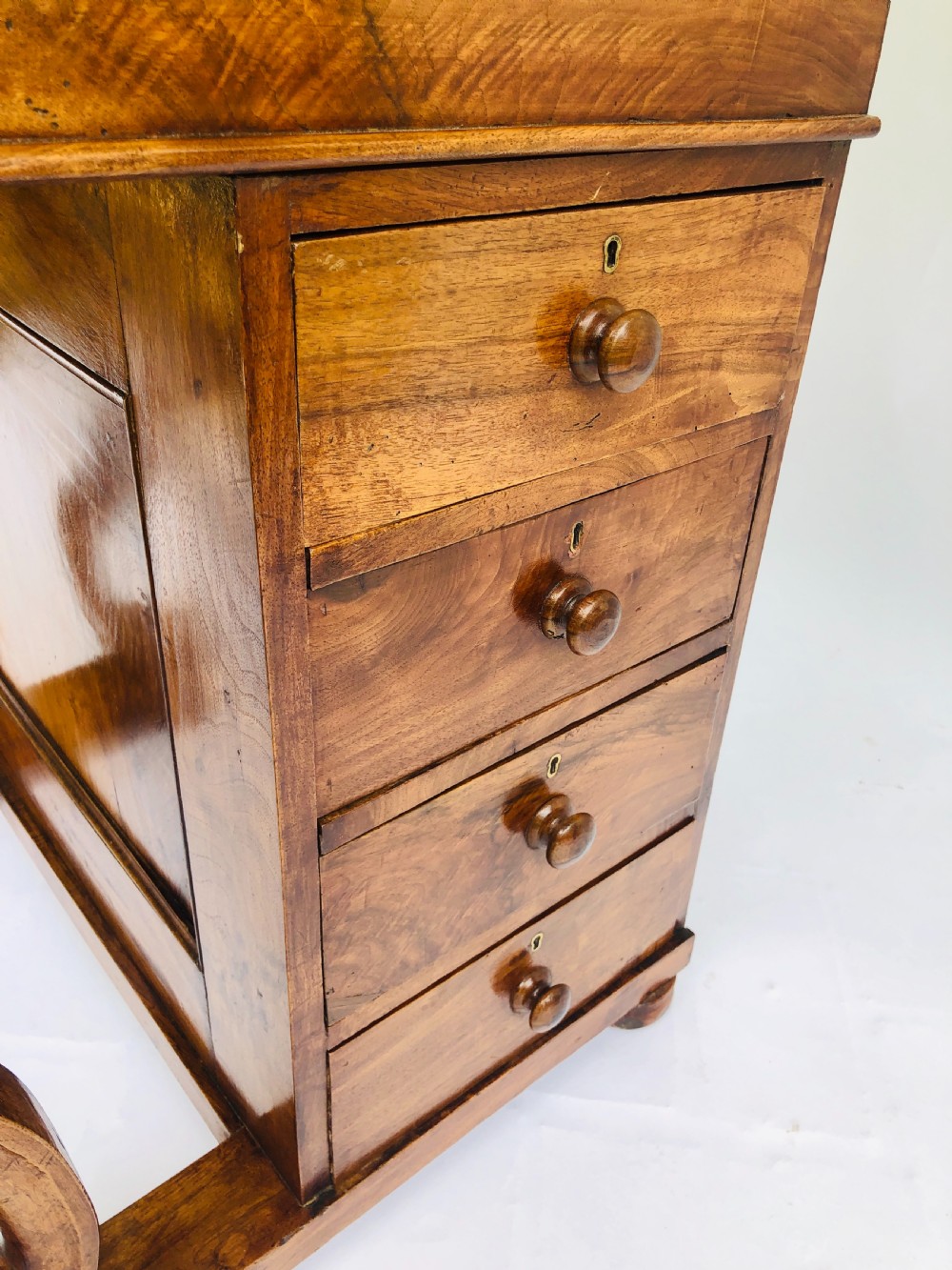 Fine Quality Victorian Burr Walnut Davenport Desk View II