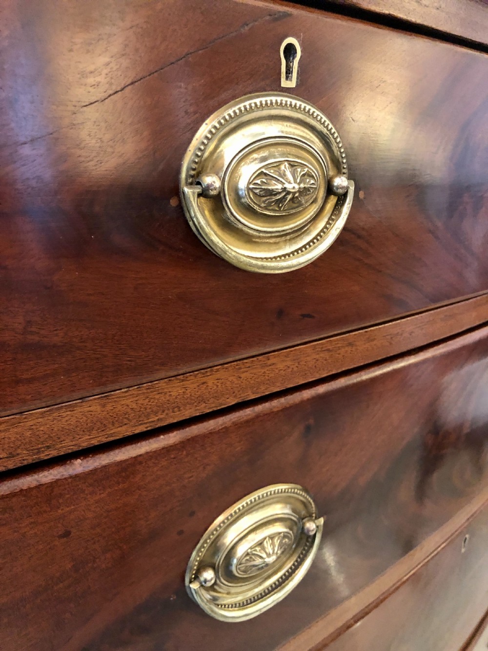Antique Victorian Mahogany Scottish Bow Front Chest of Drawers View VII