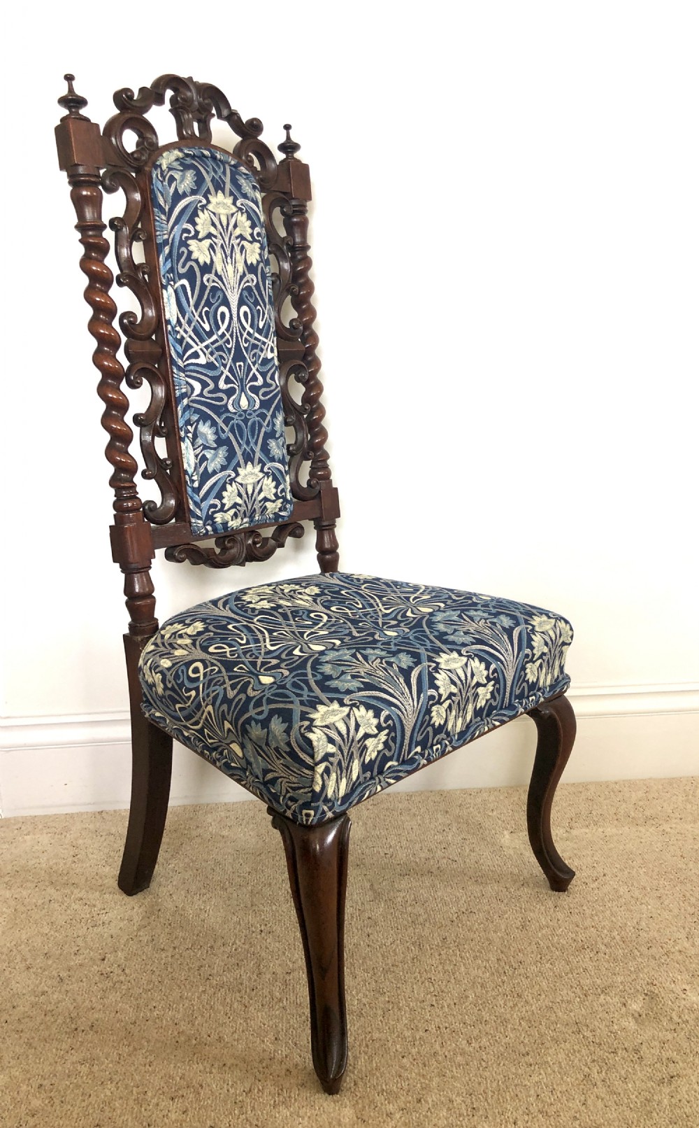 Antique Victorian Carved Mahogany Hall/Side Chair