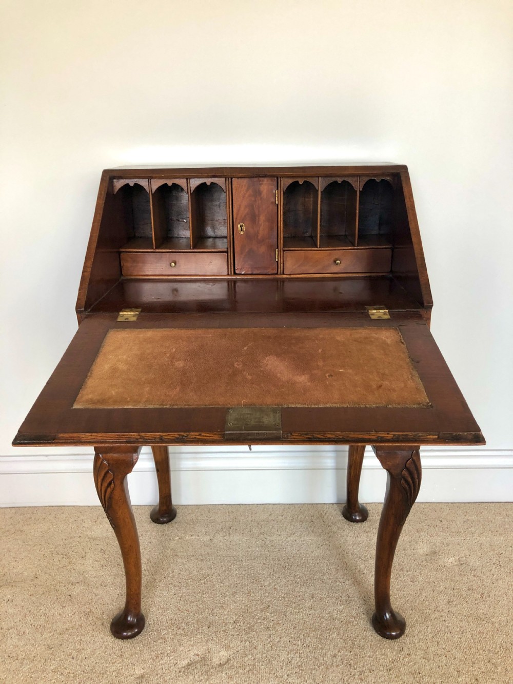 Antique Victorian Figured Walnut Bureau View VI