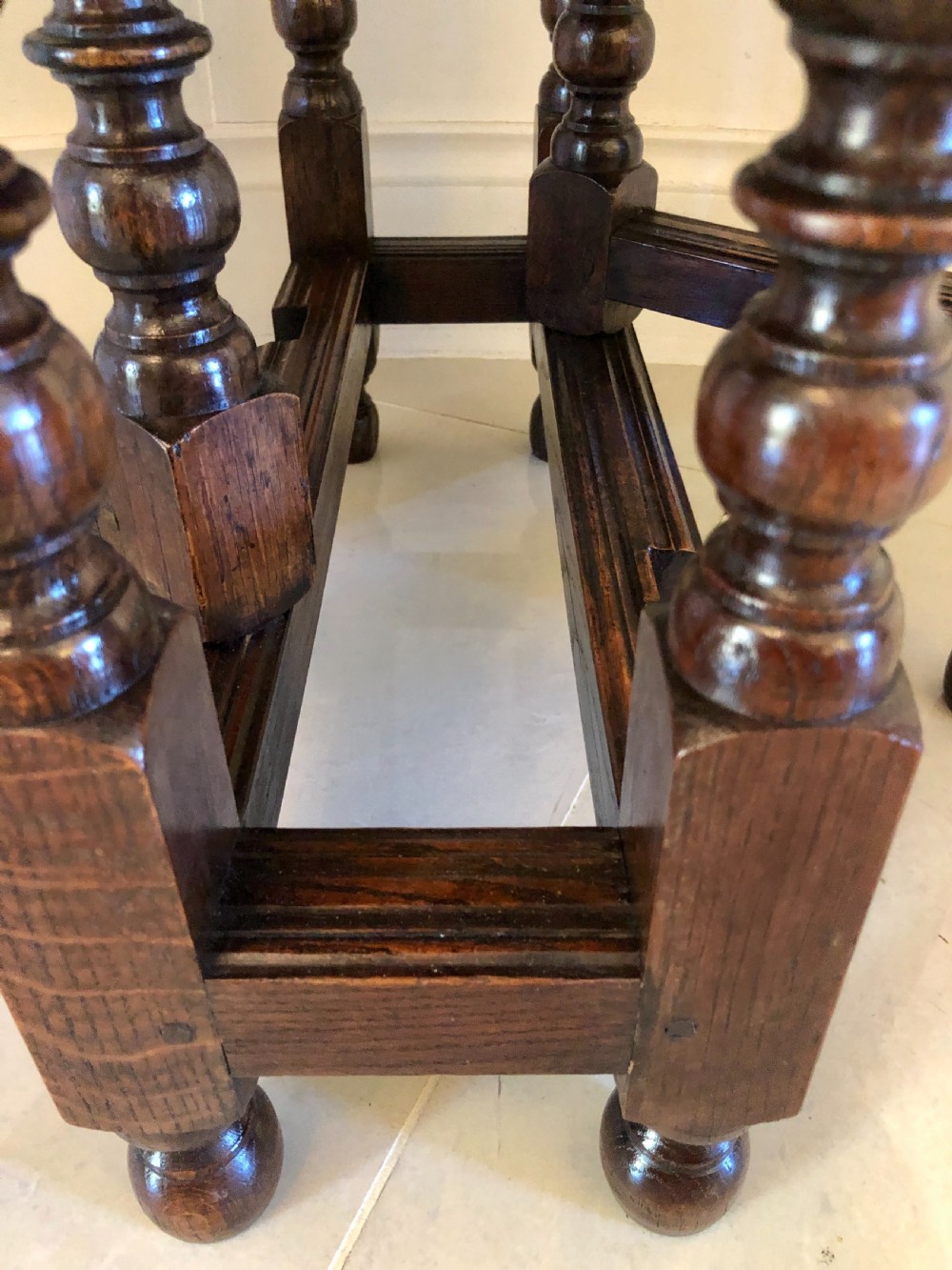  Antique Oak Gateleg Table
 View IV