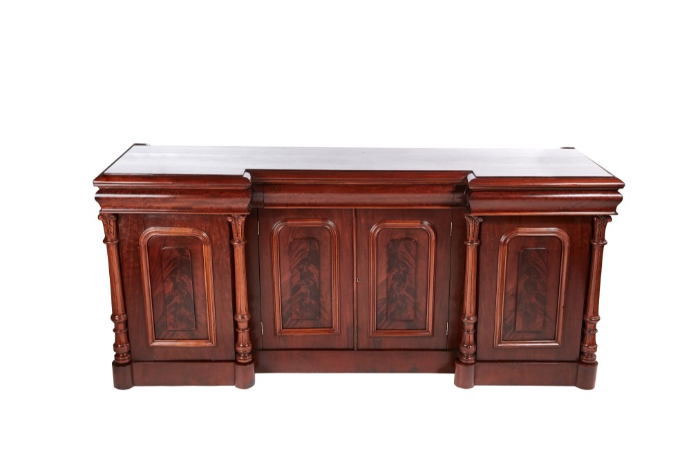 Outstanding Quality Antique Victorian Mahogany Sideboard