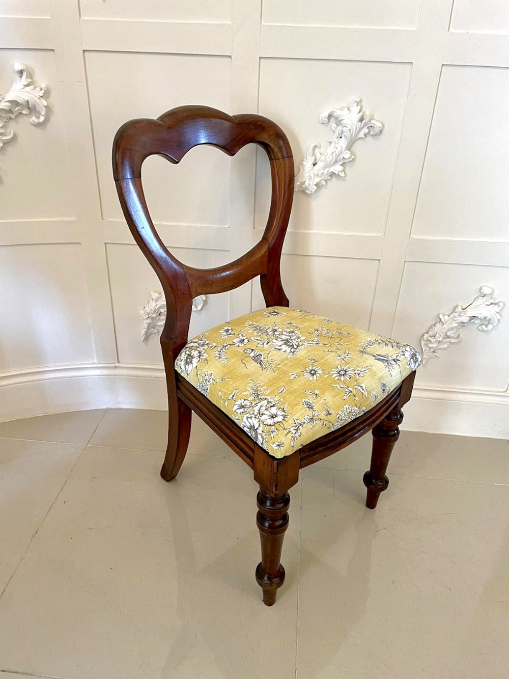 Antique Victorian mahogany side chair