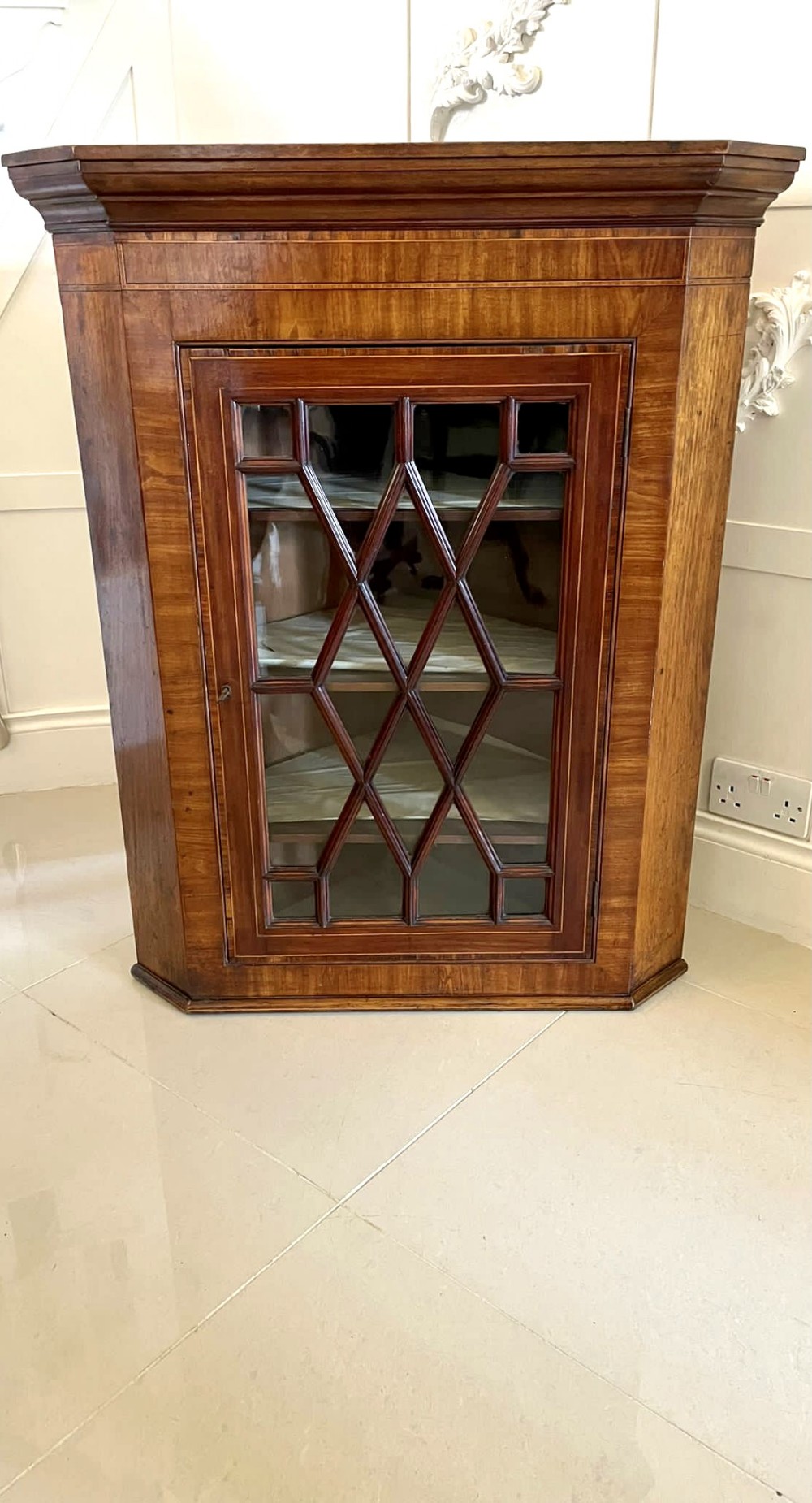 Antique 18th Century George III Mahogany Hanging Corner Cabinet
