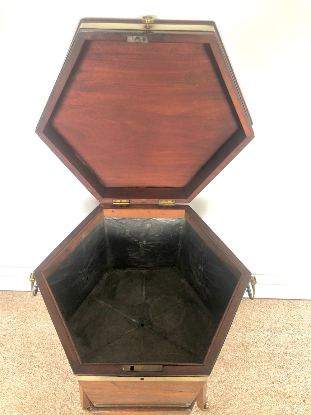  Fine 18th Century Antique George III Mahogany Brass Bound Wine Cooler View VI