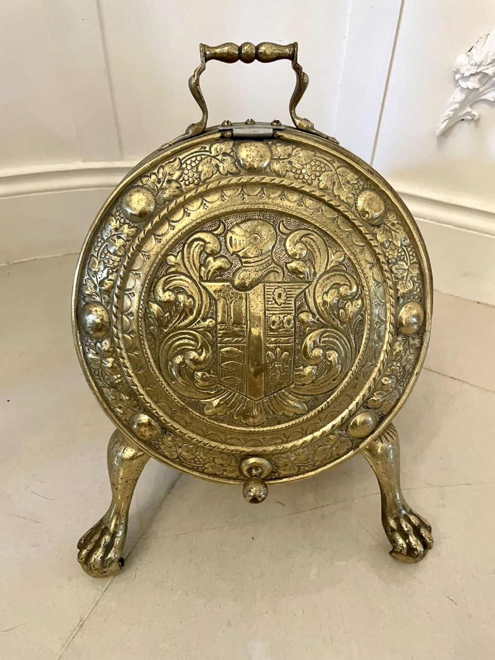 Magnificent Quality Antique Victorian Ornate Brass Log Bucket 