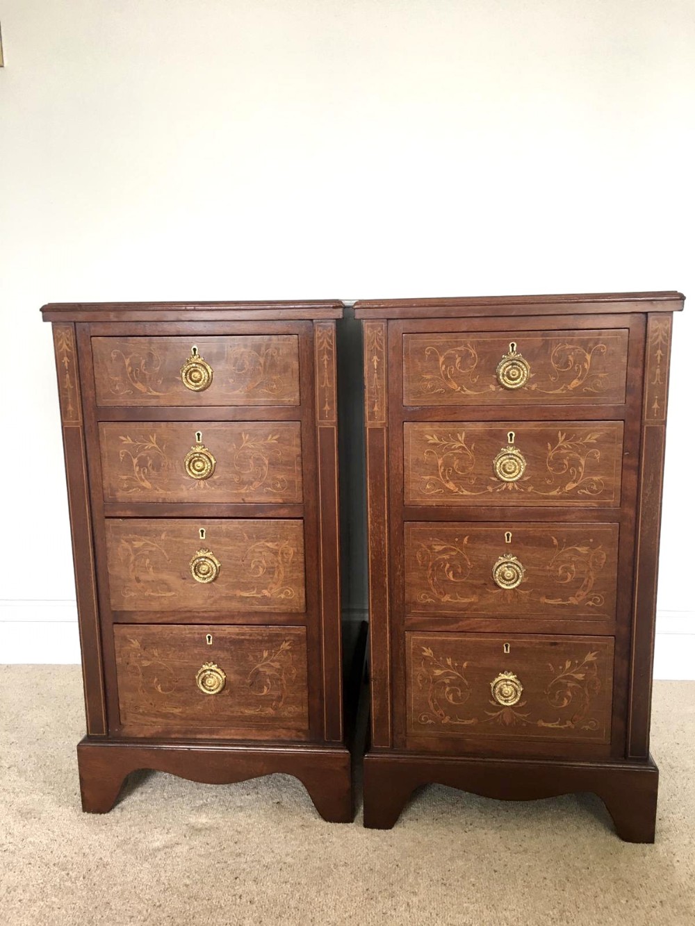 Fine Pair of Inlaid Mahogany Bedside Chest of Drawers by Hamptons of Pall Mall