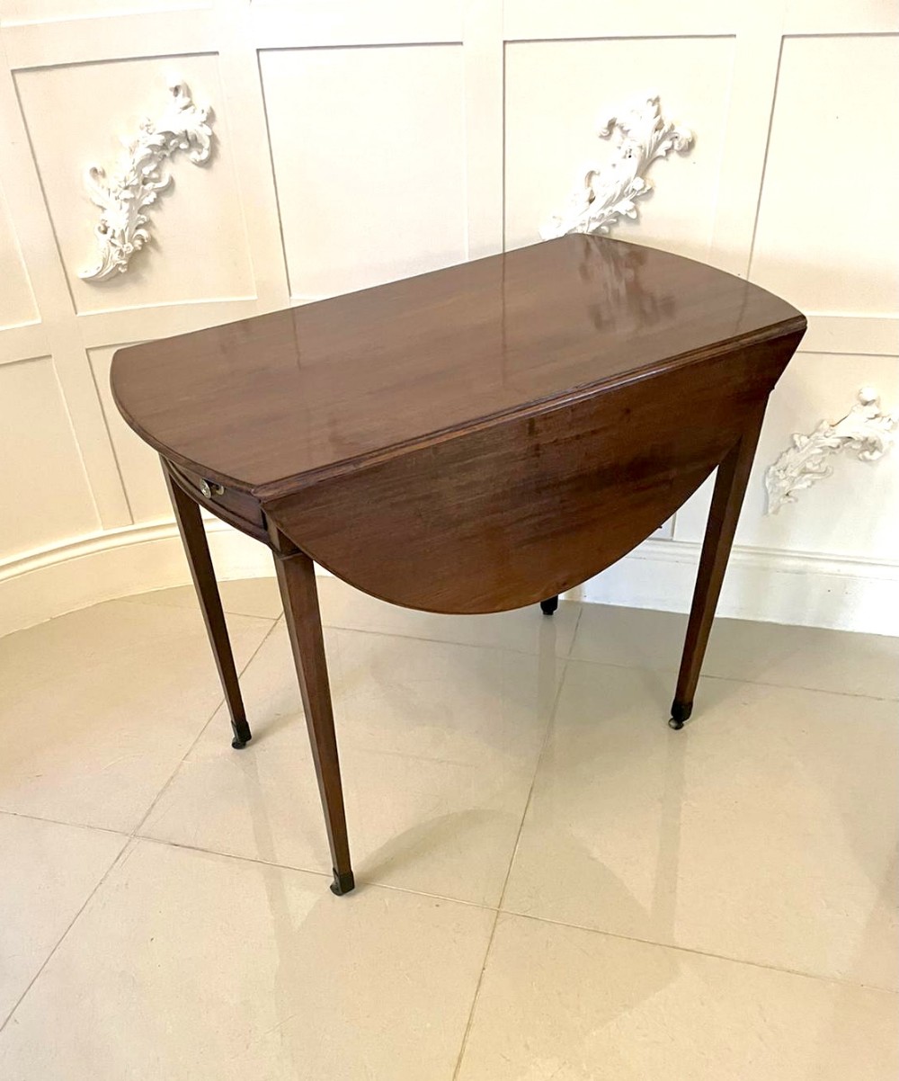  Antique George III Quality Mahogany Pembroke Table 