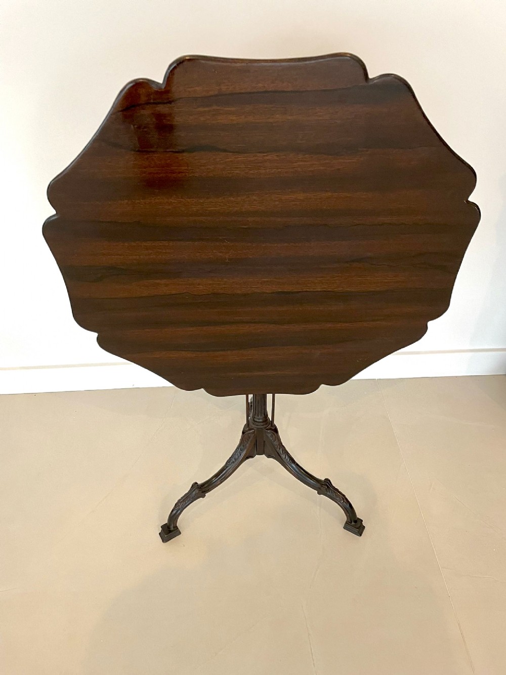  Unusual Antique Victorian Quality Rosewood Centre Table 
