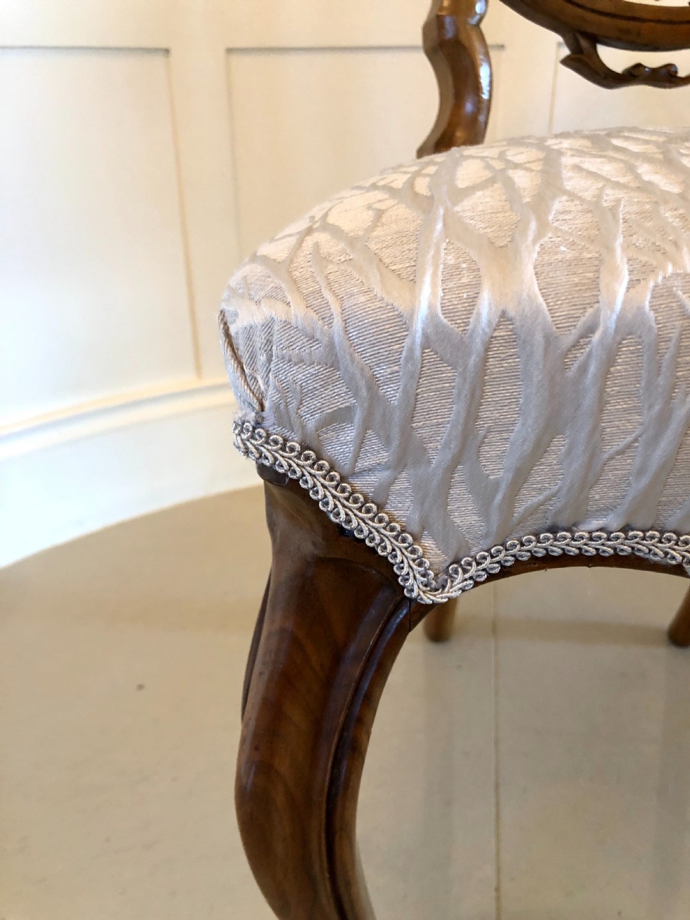 Fine Quality Set of Six Victorian Antique Walnut Dining Chairs View VI