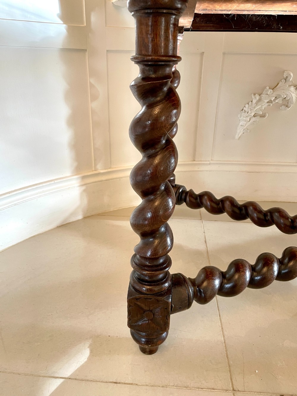  Antique Victorian Quality Carved Oak Freestanding Centre Table 
 View VIII
