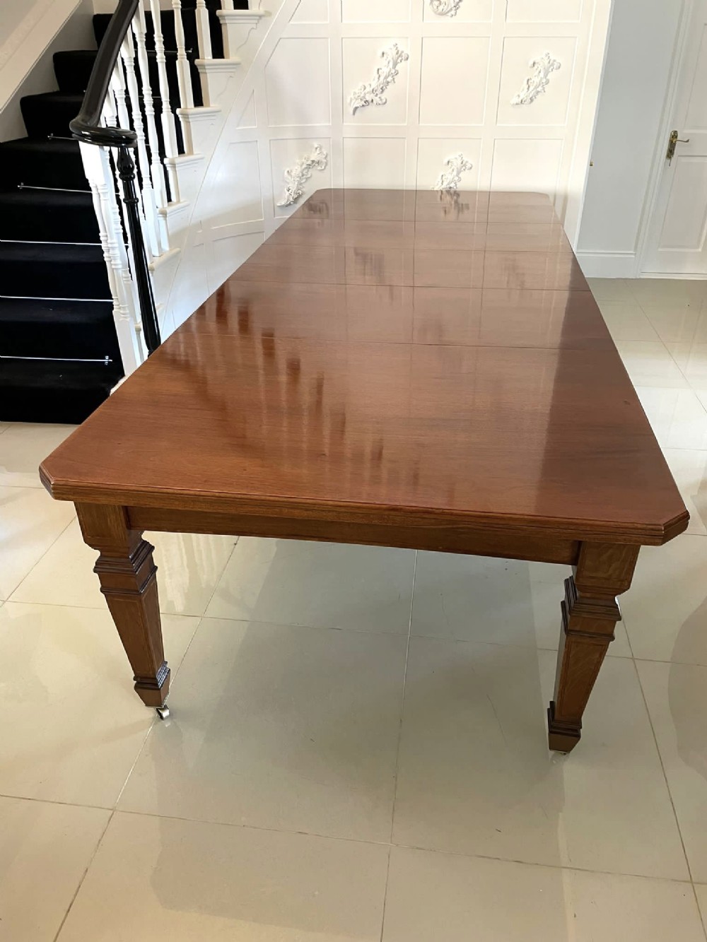  Large Antique Victorian Quality Mahogany Inlaid Extending Dining Table