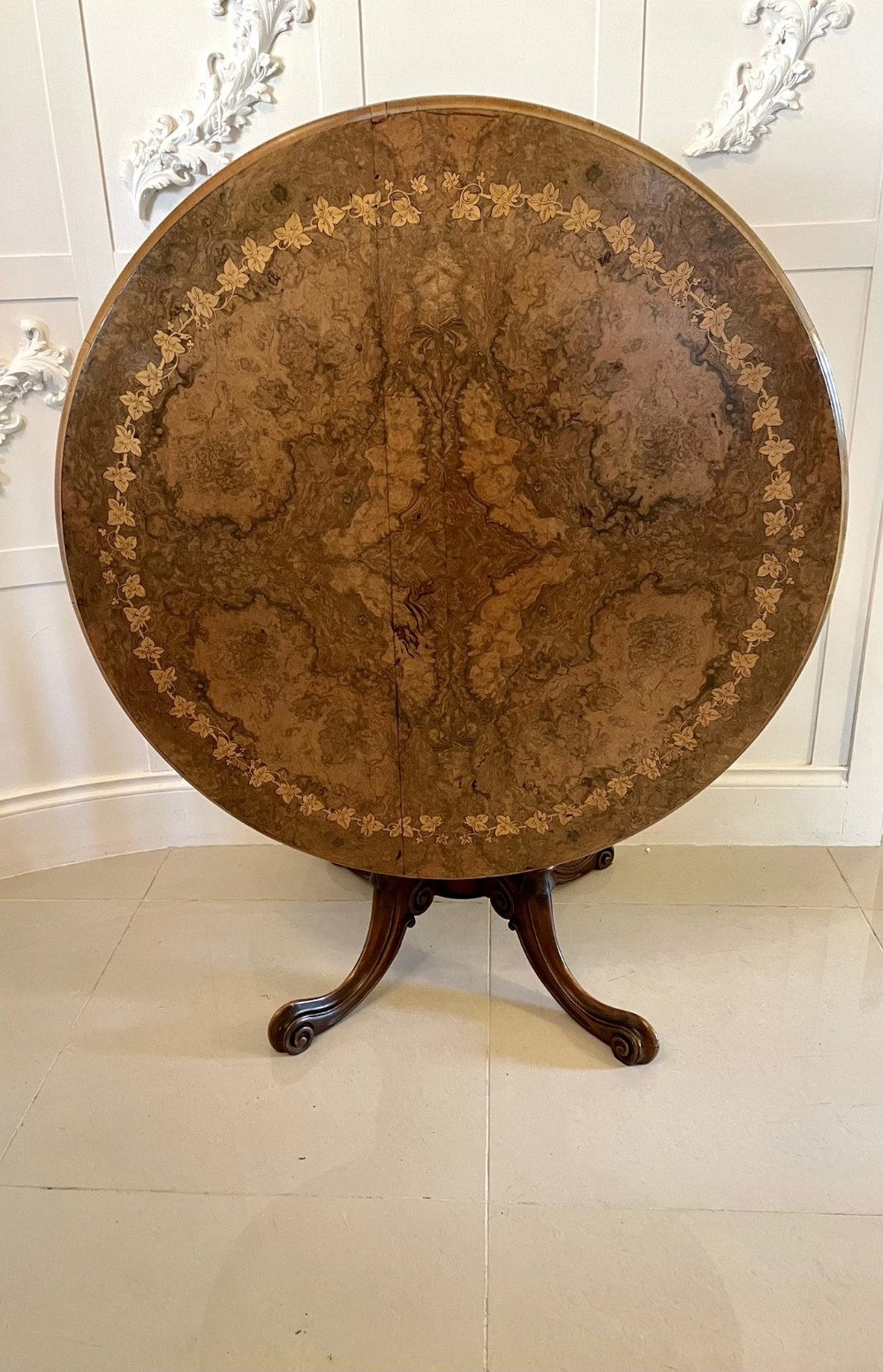  Magnificent Quality Antique Victorian Round Burr Walnut Inlaid Marquetry Low Centre 
Table 
