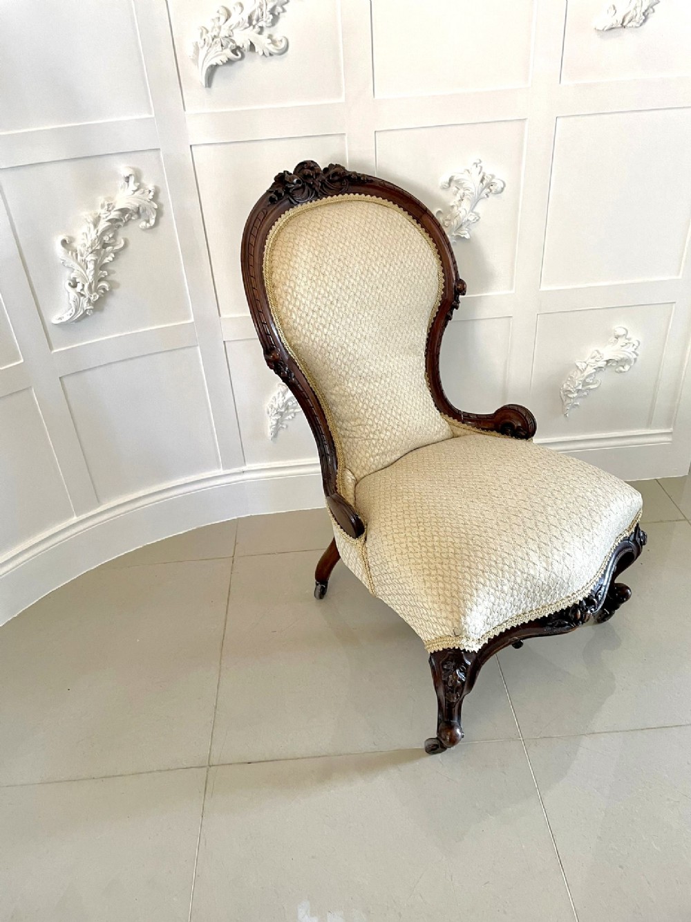 Quality Antique Victorian Carved Ladies Chair
