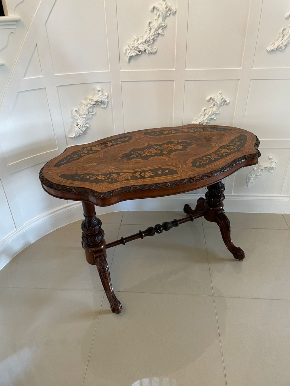 Outstanding Quality Antique Victorian Burr Walnut Marquetry Inlaid Centre Table 