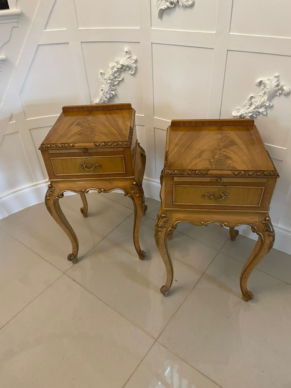  Pair of Antique Quality Figured Walnut Bedside Tables 
