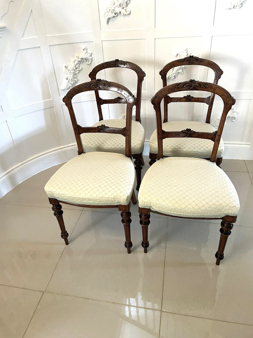 Set of 4 Antique Victorian Quality Carved Walnut Dining Chairs 