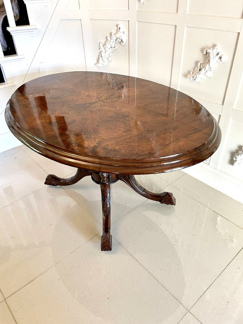   Antique Victorian Quality Burr Walnut Inlaid Oval Centre Table 
