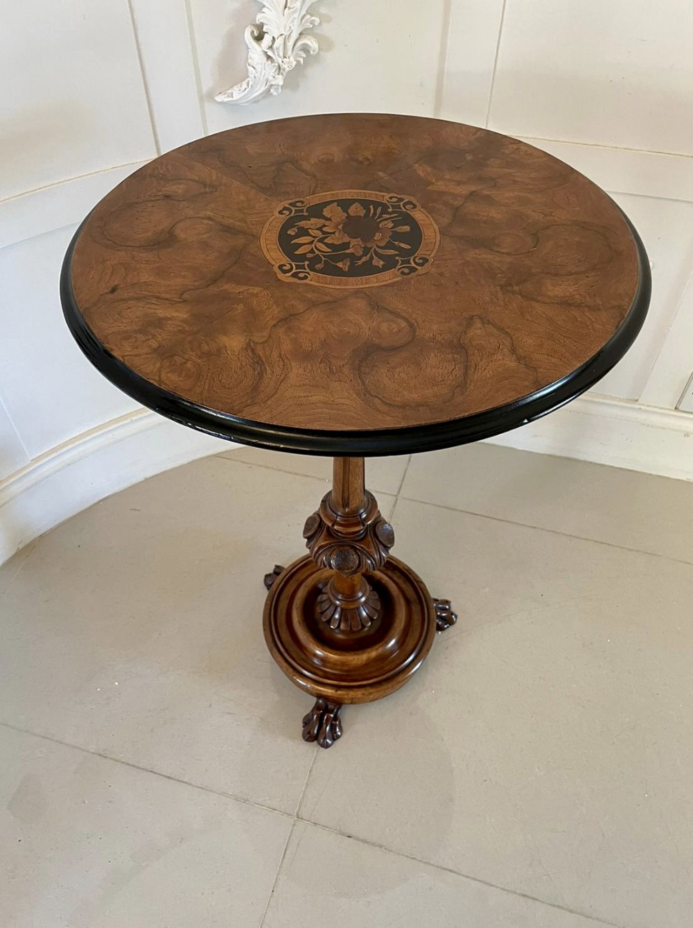  Antique Victorian Quality Carved and Marquetry Inlaid Burr Walnut Circular Lamp Table 
