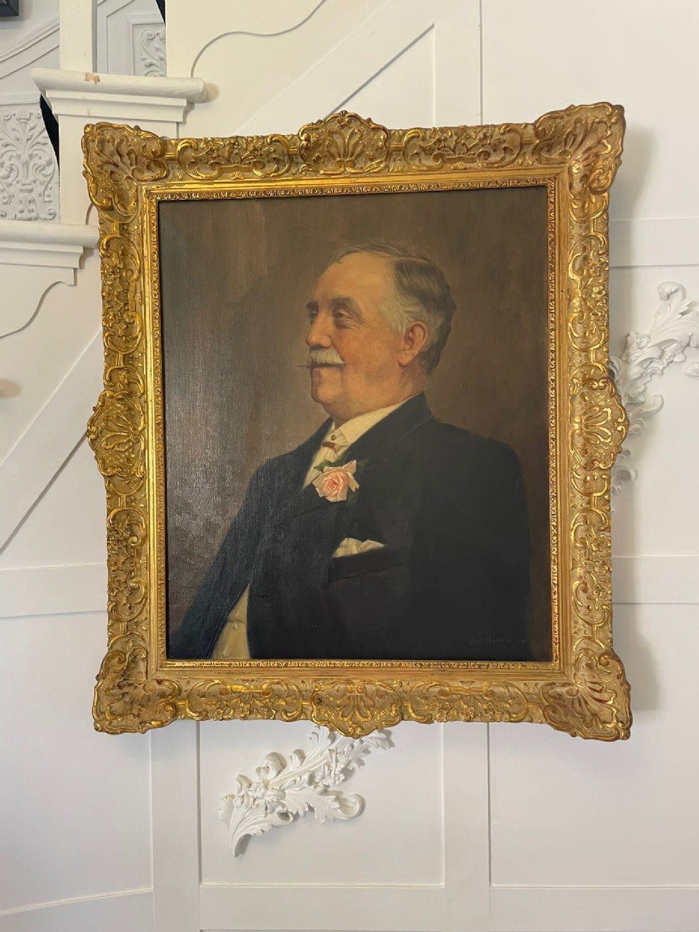   Antique Oil on Canvas Portrait of a Gentleman 
