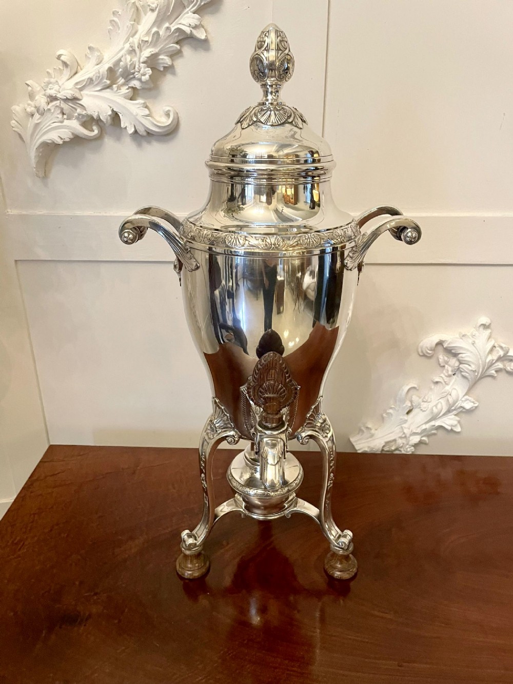  Fine Quality Antique Victorian French Silver Plated Tea Urn by Risler and Carré Paris
