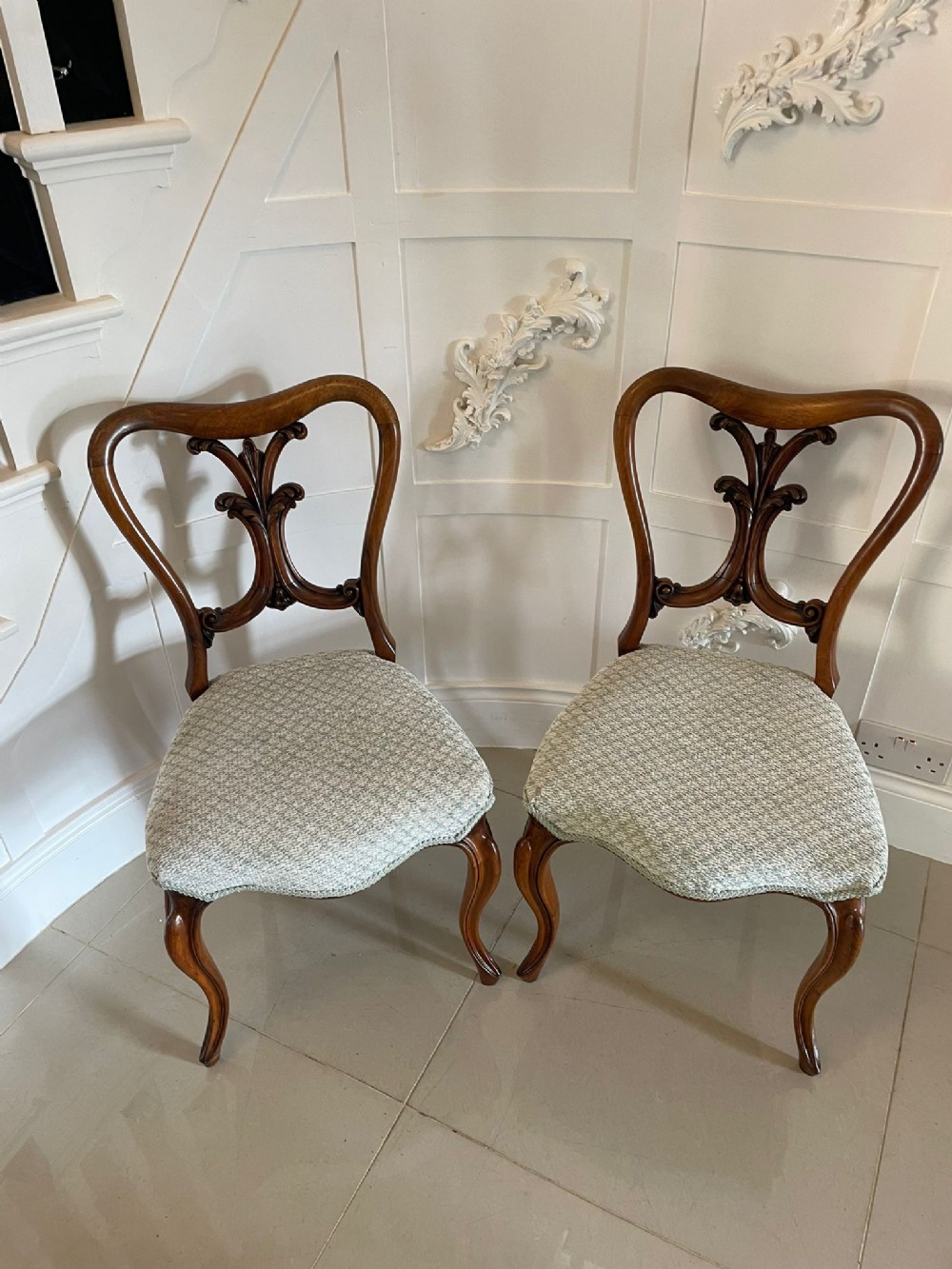  Pair of Antique Victorian Quality Carved Walnut Side Chairs 
