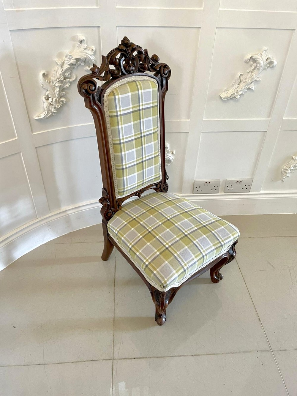  Fine Antique Victorian Carved Walnut Ladies Chair